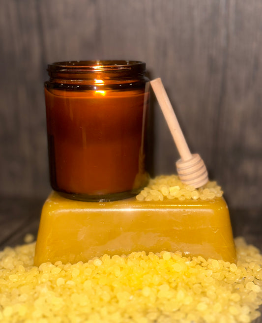 100% Bee's Wax Candle - Amber Glass Jar